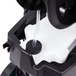 VONROC PRO Hogedrukreiniger V25-2 – 2500W – 195 Bar – 468 L/h – Duurzame Inductiemotor – Incl. 8m Slang, Slanghaspel, Terrasreiniger, Reinigingstank En Meer 13 VONROC PRO Hogedrukreiniger V25-2 – 2500W – 195 Bar – 468 L/h – Duurzame Inductiemotor – Incl. 8m Slang, Slanghaspel, Terrasreiniger, Reinigingstank En Meer -Tuingereedschaps Winkel 1199x1200 2