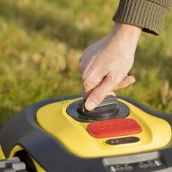 Powerplus POWXG6305 Robotmaaier - 18V - Voor Gazons Tot Ca. 500m² - Maaibreedte 180mm - Incl. Laadstation En Accessoires 16 Powerplus POWXG6305 Robotmaaier - 18V - Voor Gazons Tot Ca. 500m² - Maaibreedte 180mm - Incl. Laadstation En Accessoires -Tuingereedschaps Winkel 1200x1200 451