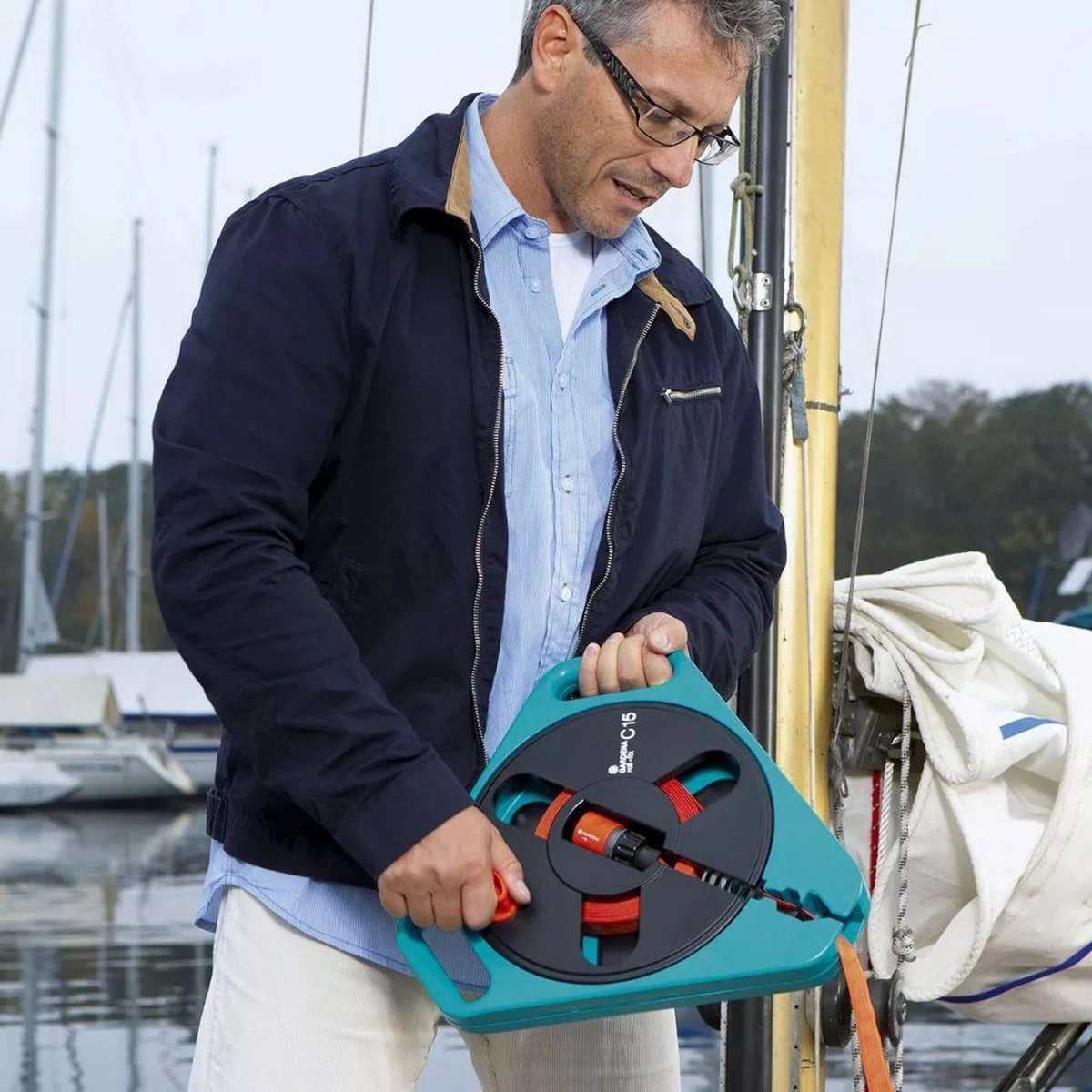 GARDENA Classic Draagcassette Roll-fix C15 Compleet - Inclusief 15 Meter Compact Slang 2 GARDENA Classic Draagcassette Roll-fix C15 Compleet - Inclusief 15 Meter Compact Slang - Afbeelding 2