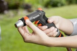 GARDENA - Premium Reinigingssproeier Spuitpistool - Metaal - Voor Reiniging En Bewatering 31 GARDENA - Premium Reinigingssproeier Spuitpistool - Metaal - Voor Reiniging En Bewatering -Tuingereedschaps Winkel 1200x800 131