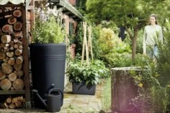 Elho Green Basics Regenton - Regenton - Living Black - Buiten - 200 Liter -Tuingereedschaps Winkel 1200x800 135