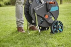 GARDENA - AquaRoll L CleverRoll L Easy Set Slangenwagen - Maximaal 50 Meter - Verstelbare Handgreep 12 GARDENA - AquaRoll L CleverRoll L Easy Set Slangenwagen - Maximaal 50 Meter - Verstelbare Handgreep -Tuingereedschaps Winkel 1200x800 155