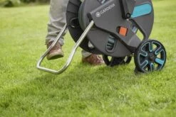 GARDENA - AquaRoll L CleverRoll L Easy Set Slangenwagen - Maximaal 50 Meter - Verstelbare Handgreep 13 GARDENA - AquaRoll L CleverRoll L Easy Set Slangenwagen - Maximaal 50 Meter - Verstelbare Handgreep -Tuingereedschaps Winkel 1200x800 156