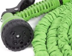 Benson - Tuinslang - Fexibel - 10 Meter - Tuinslang Met Koppeling - Spuitpistool - Groen -Tuingereedschaps Winkel 1200x934