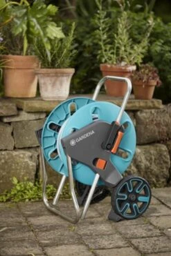 GARDENA - AquaRoll CleverRoll S Set Slangenwagen - Incl. 20 M Slang - Maximaal 40 M Opbergcapaciteit -Tuingereedschaps Winkel 798x1200 1